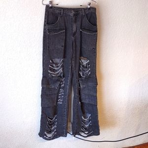 Hot & Delicious | Women's black heavily distressed cargo jeans Size Small NWT